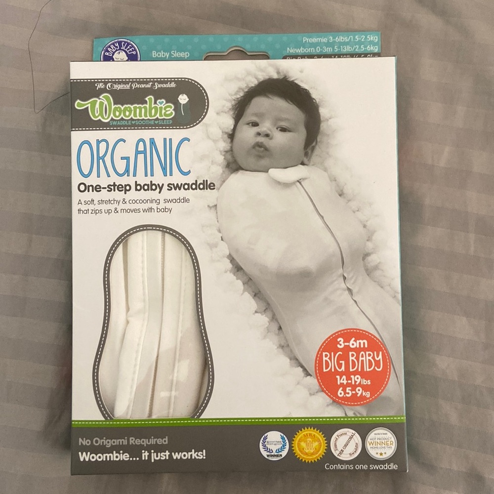 NWT woombie swaddle 3-6 months